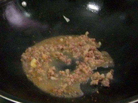 肉末拌生菜步骤6