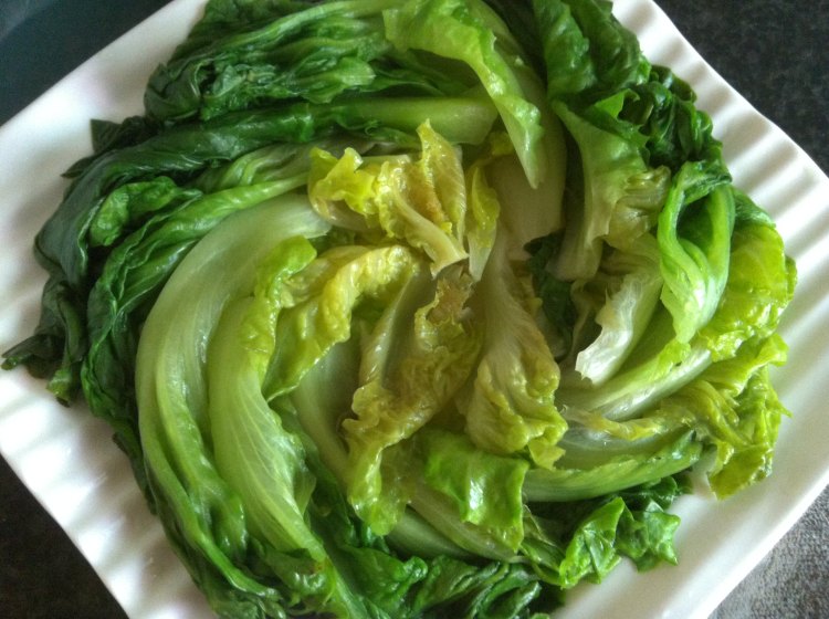 蒜香酱油生菜步骤4