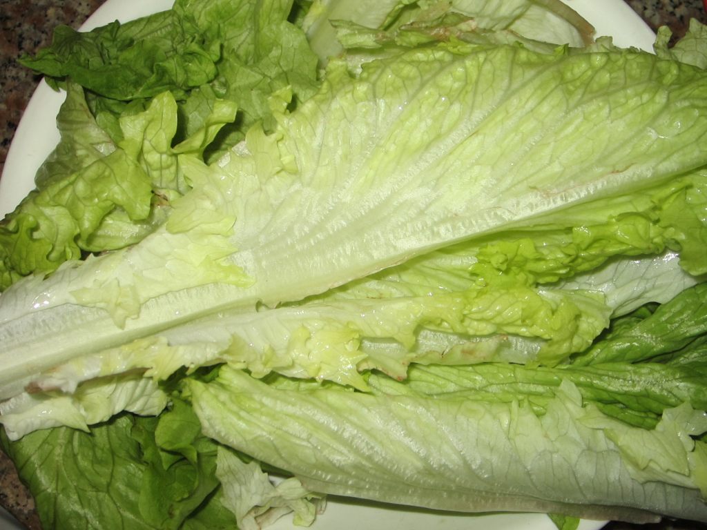 生菜炒鸡蛋步骤1