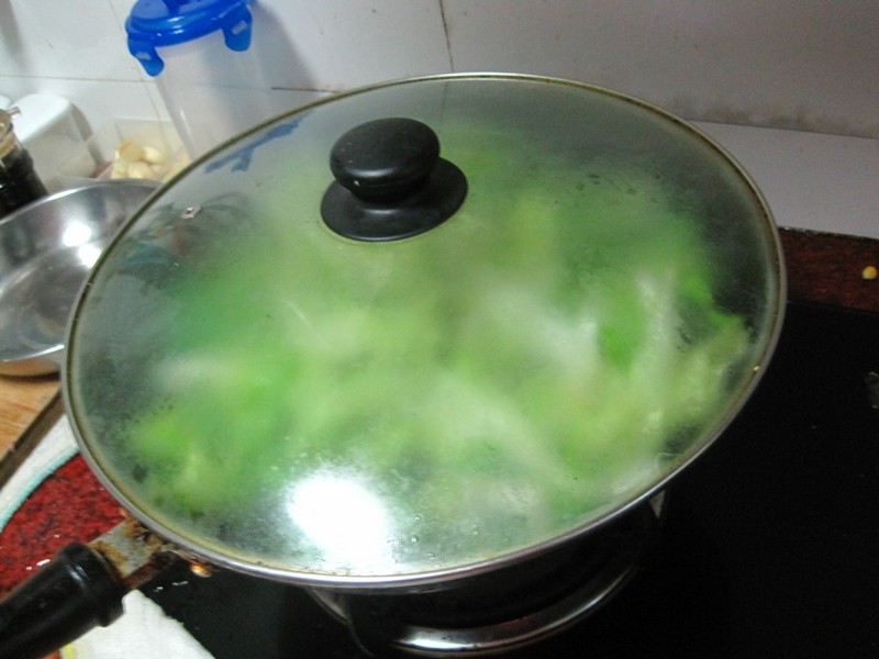 蚝油淋汁生菜步骤6