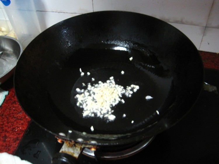 蚝油淋汁生菜步骤8