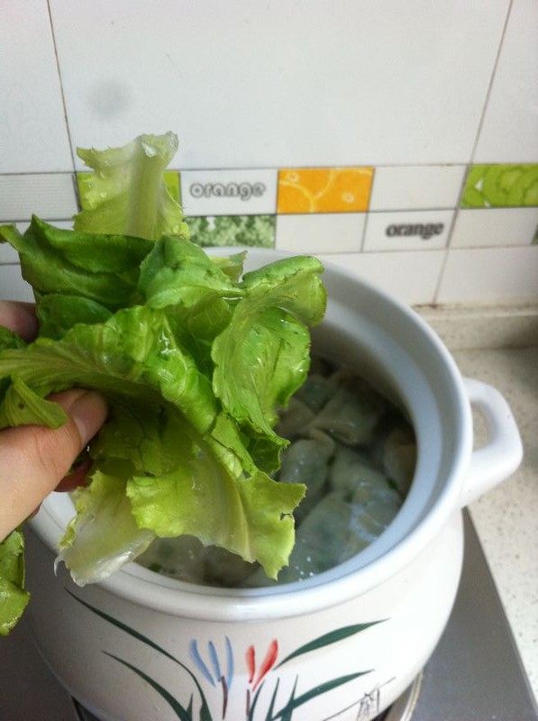 生菜汤饺子步骤7