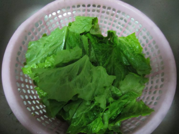 生菜蘑菇汤步骤2