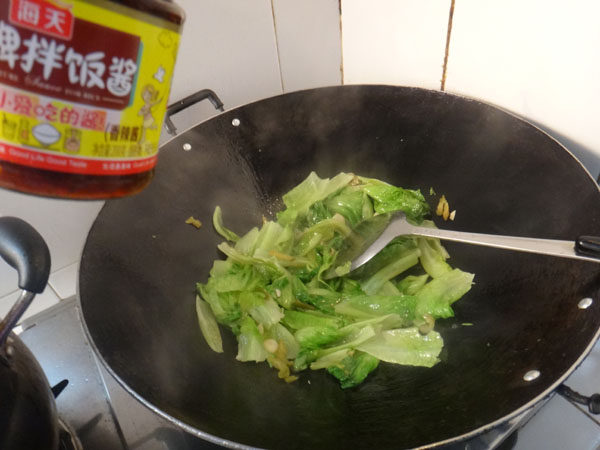 榨菜炒生菜步骤7