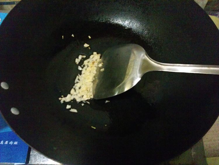 蒜香红绿菜步骤9