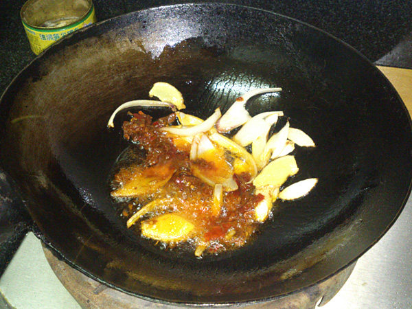 生菜烩素鱼步骤7