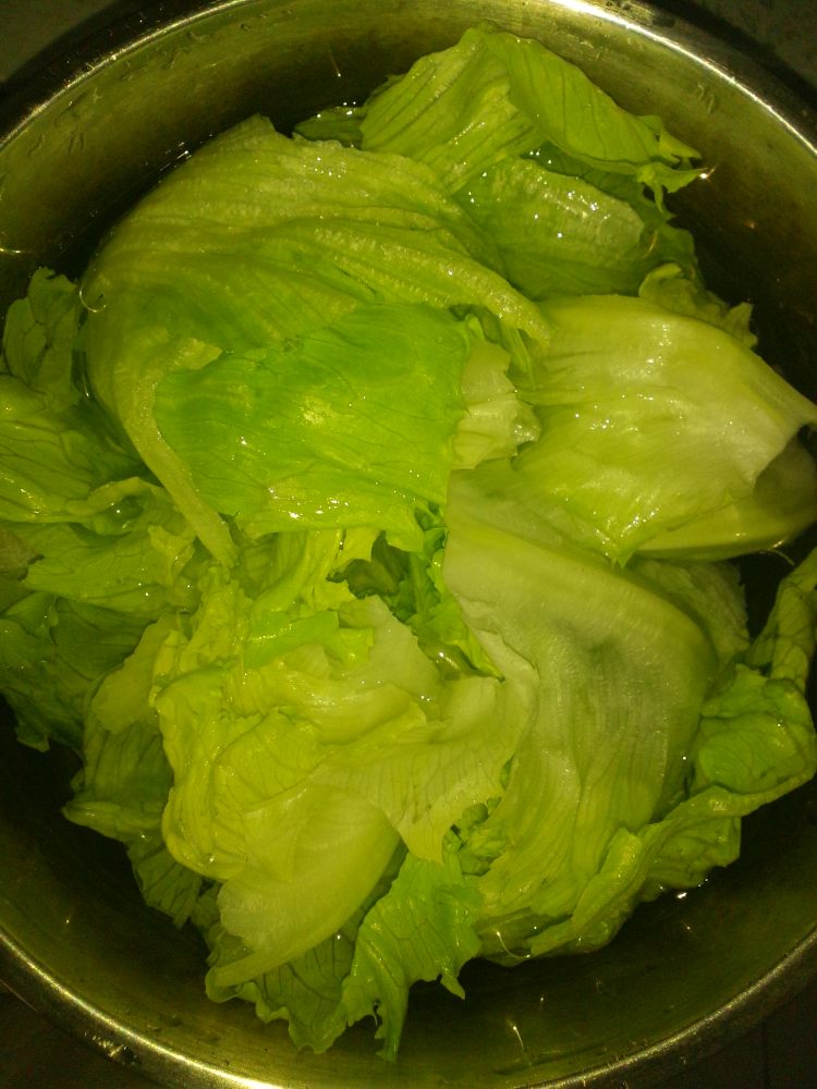 椒香炝球生菜步骤2