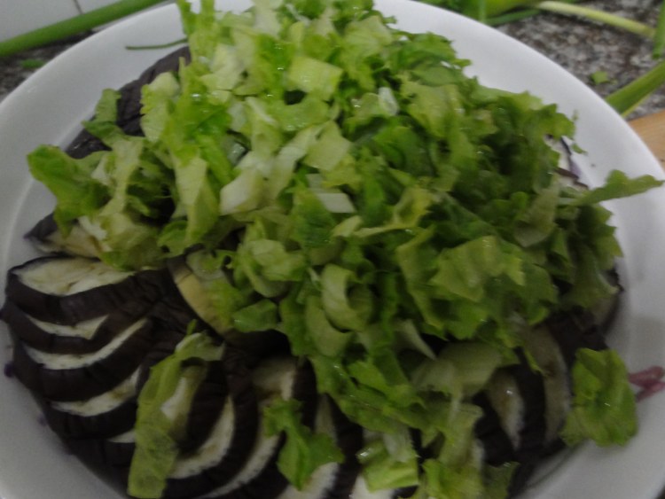 鲜虾肉末浇茄龙步骤5