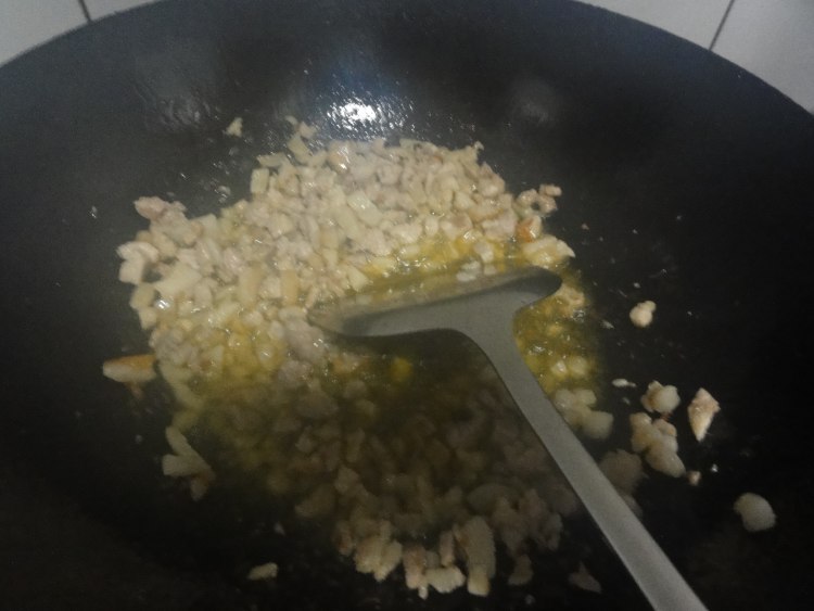 鲜虾肉末浇茄龙步骤6