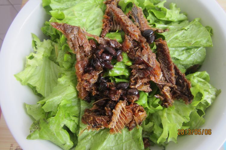 豆豉鱼拌生菜步骤5