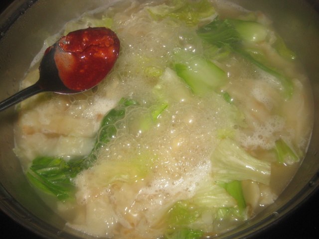 菠菜香菇烩饼步骤7