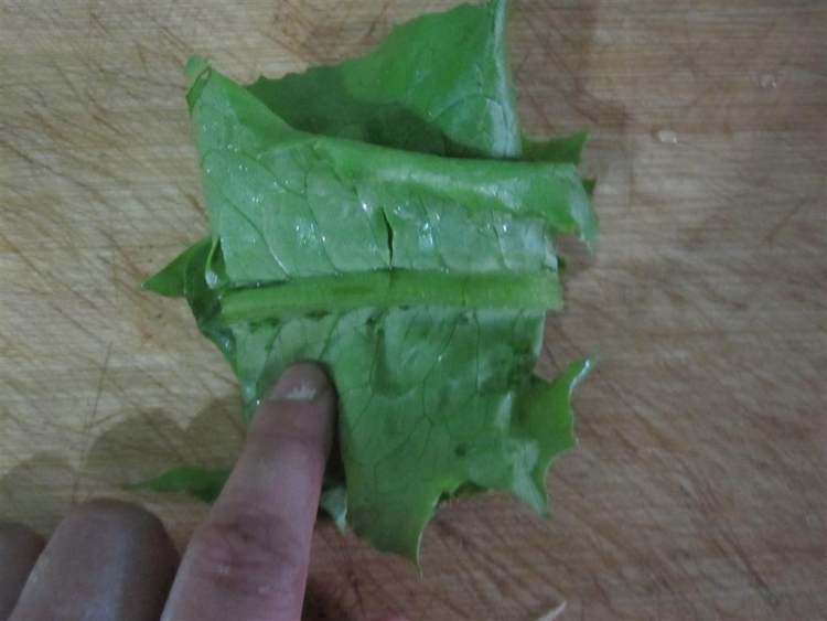 千张生菜卷步骤2