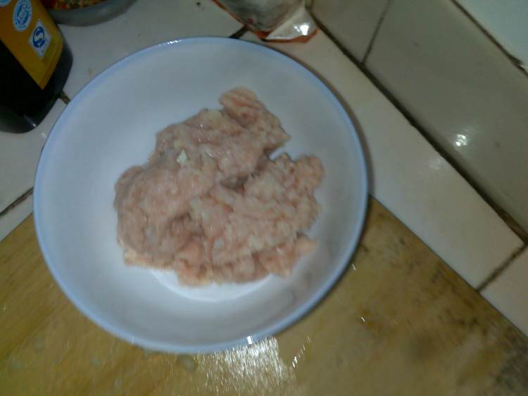 蚝油土豆肉丸子步骤2