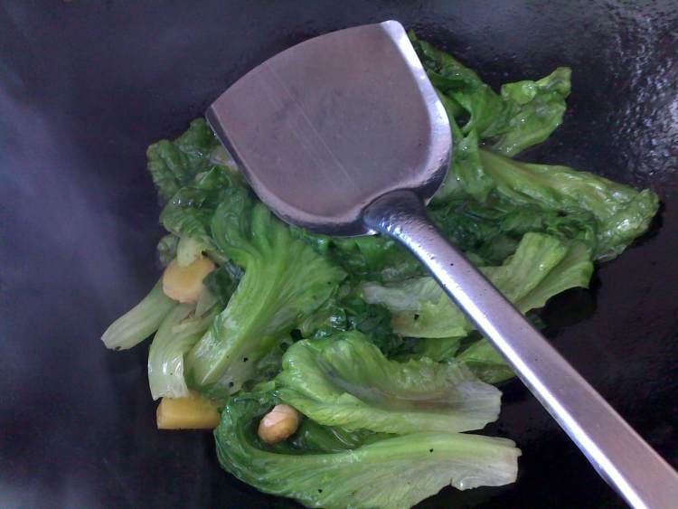 豉汁生菜步骤8