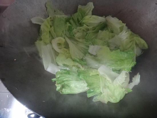 黄豆酱炒生菜步骤3