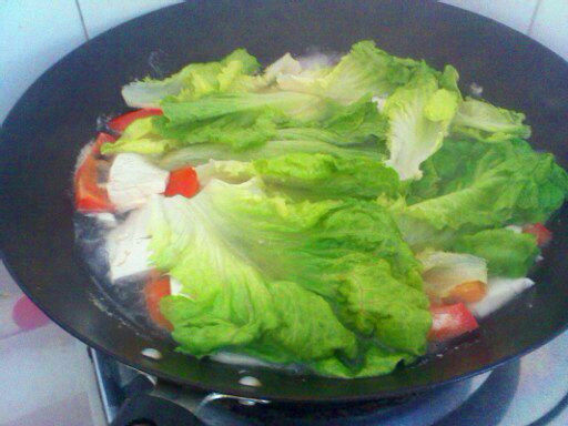 豆腐西红柿生菜瘦肉汤步骤7