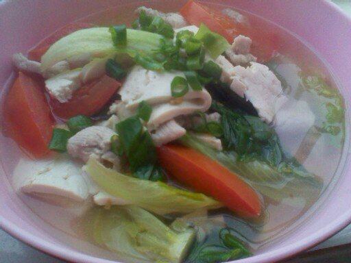 豆腐西红柿生菜瘦肉汤步骤9