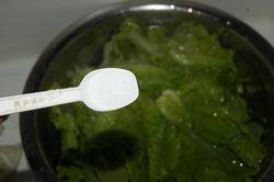 蚝油蒜泥生菜步骤2