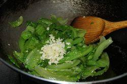 蚝油蒜泥生菜步骤7