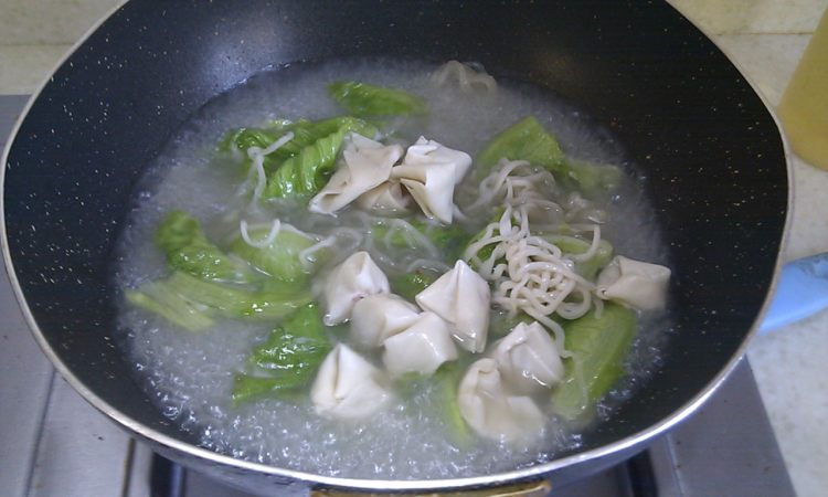 生菜混沌面步骤6
