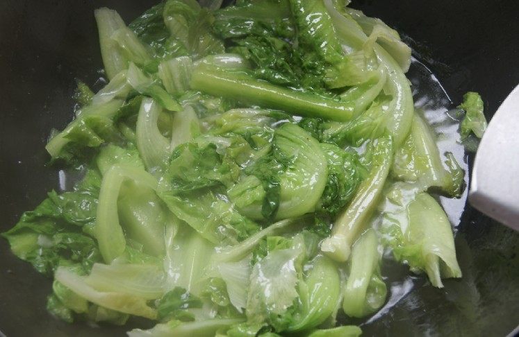 小炒生菜步骤6