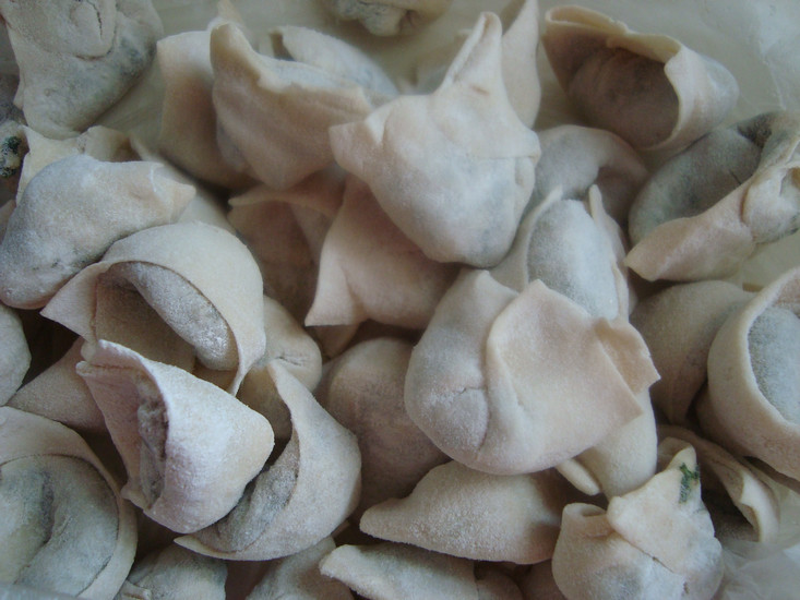 番茄煮馄饨步骤2