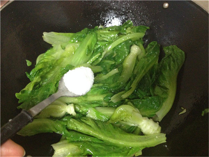 油焗生菜步骤2