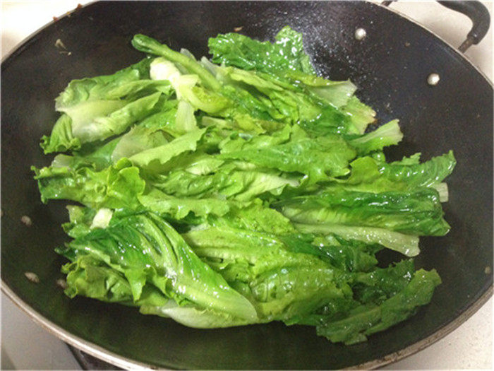 油焗生菜步骤1