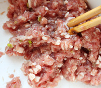 煎牛肉饼三明治步骤3