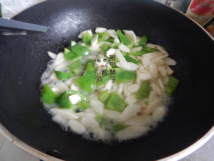 青椒炒山药片步骤9