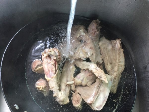 老鸭山药汤步骤4