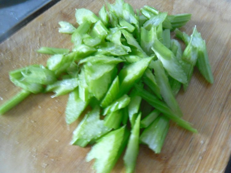 西芹山药步骤1
