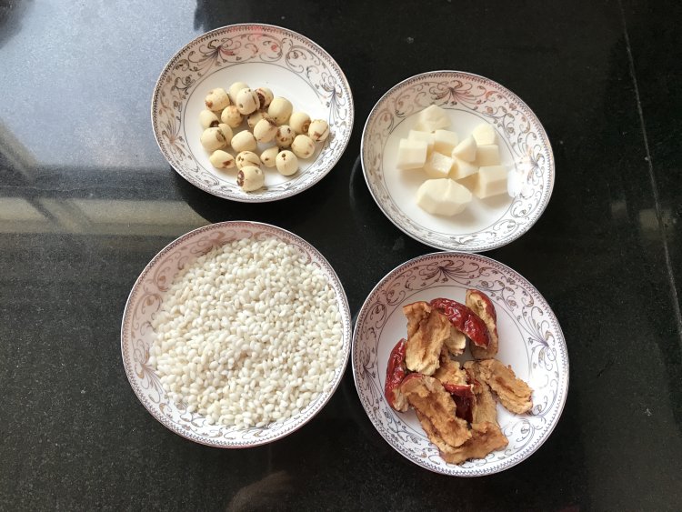 糯米莲子山药汁步骤2