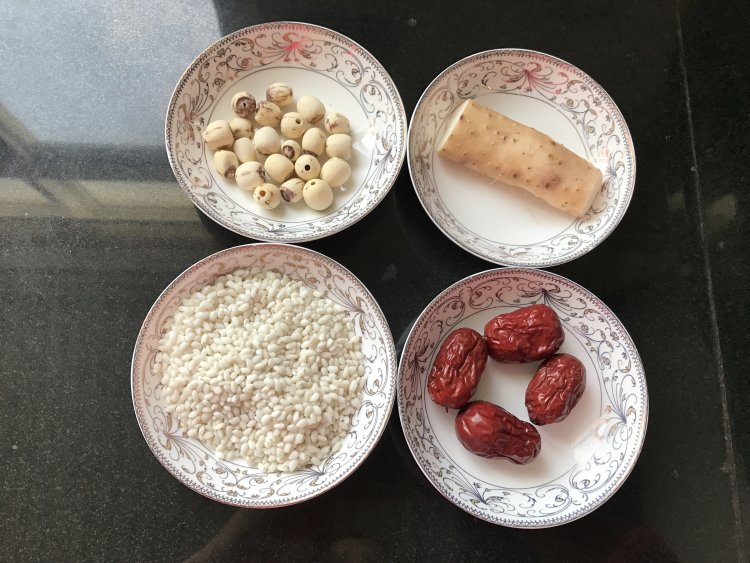 糯米莲子山药汁步骤1