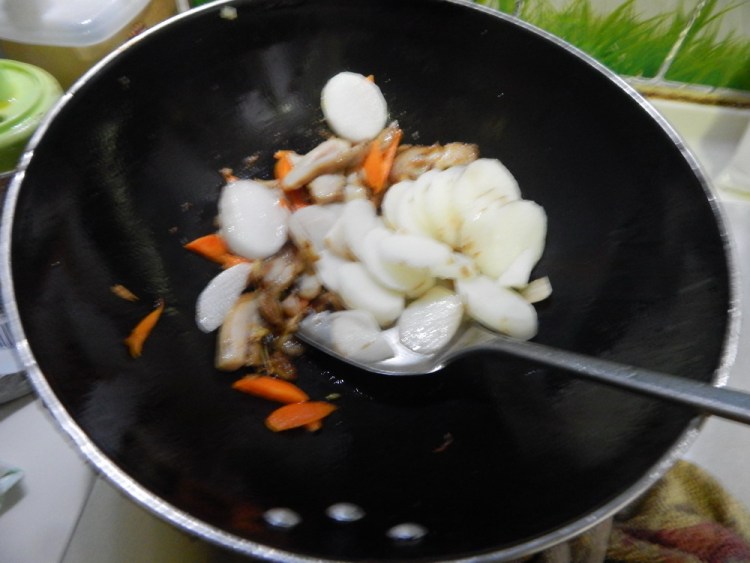 山药胡萝卜炒鸡排步骤9