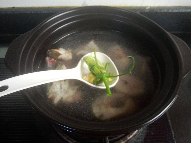 香菇山药炖黑鱼汤步骤6
