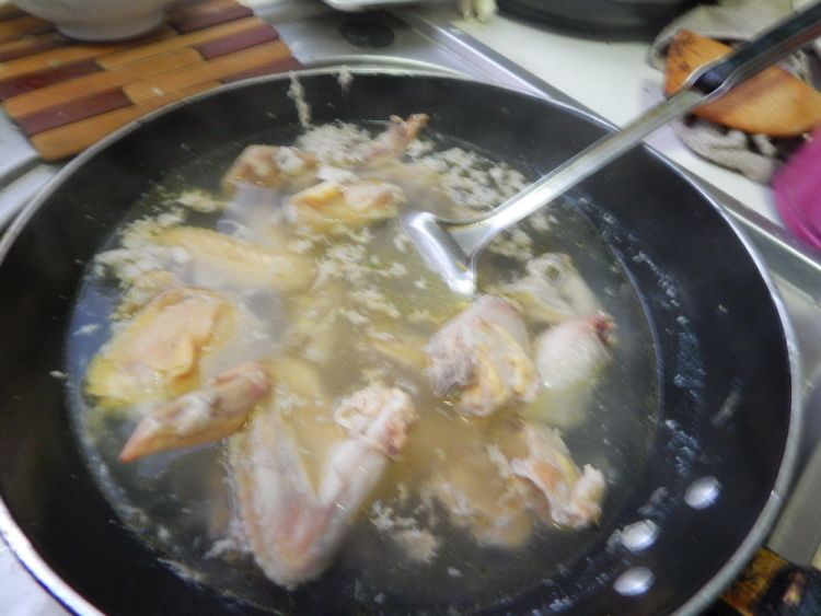 小土豆烧鸡块步骤3