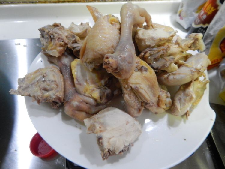 小土豆烧鸡块步骤4