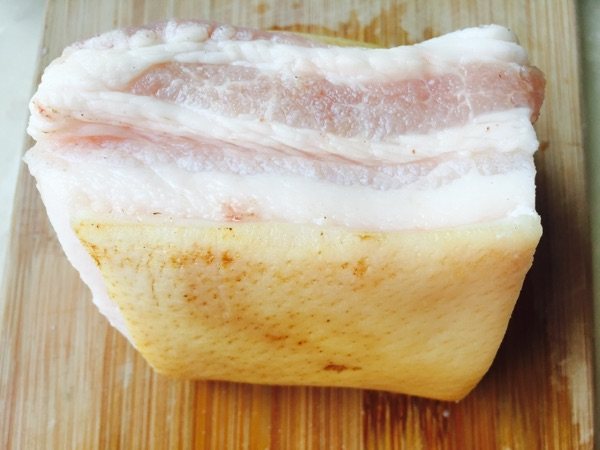 山药红烧肉步骤1