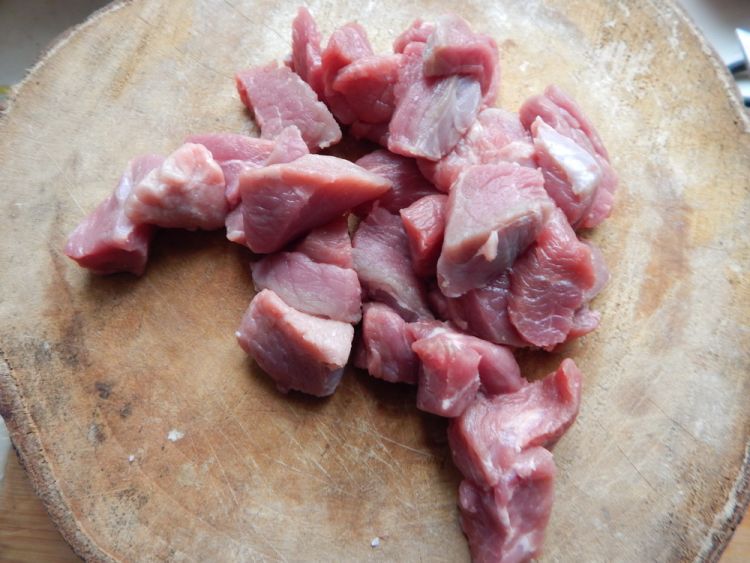 胡萝卜山炖烧牛肉步骤2