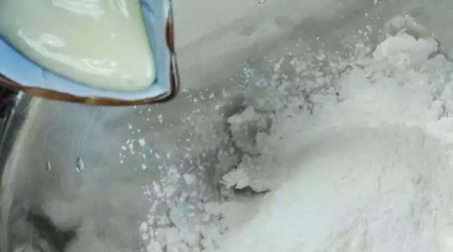 山药豆沙卷步骤5