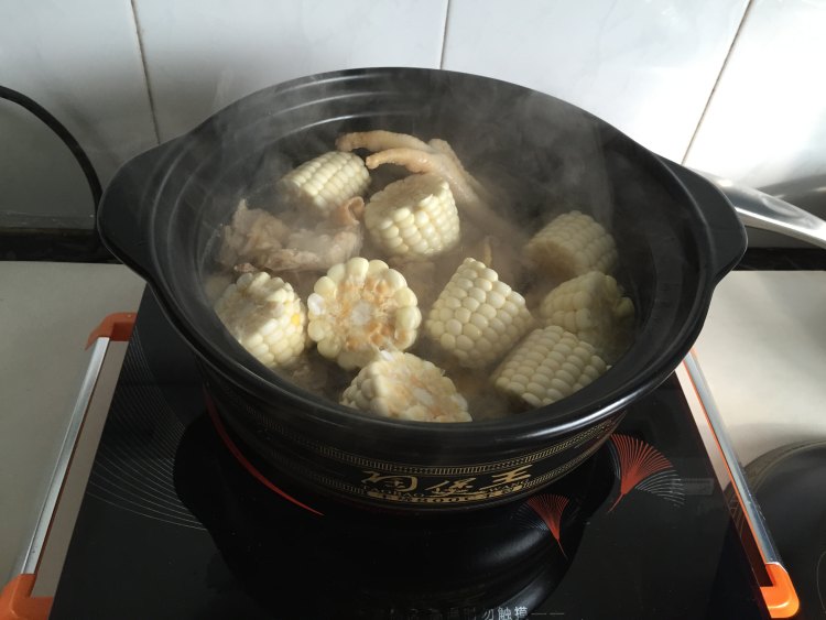 【手工美食】山药母鸡步骤4