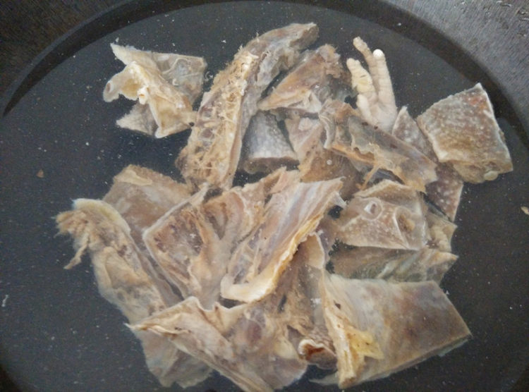 腊鸡山药汤步骤1