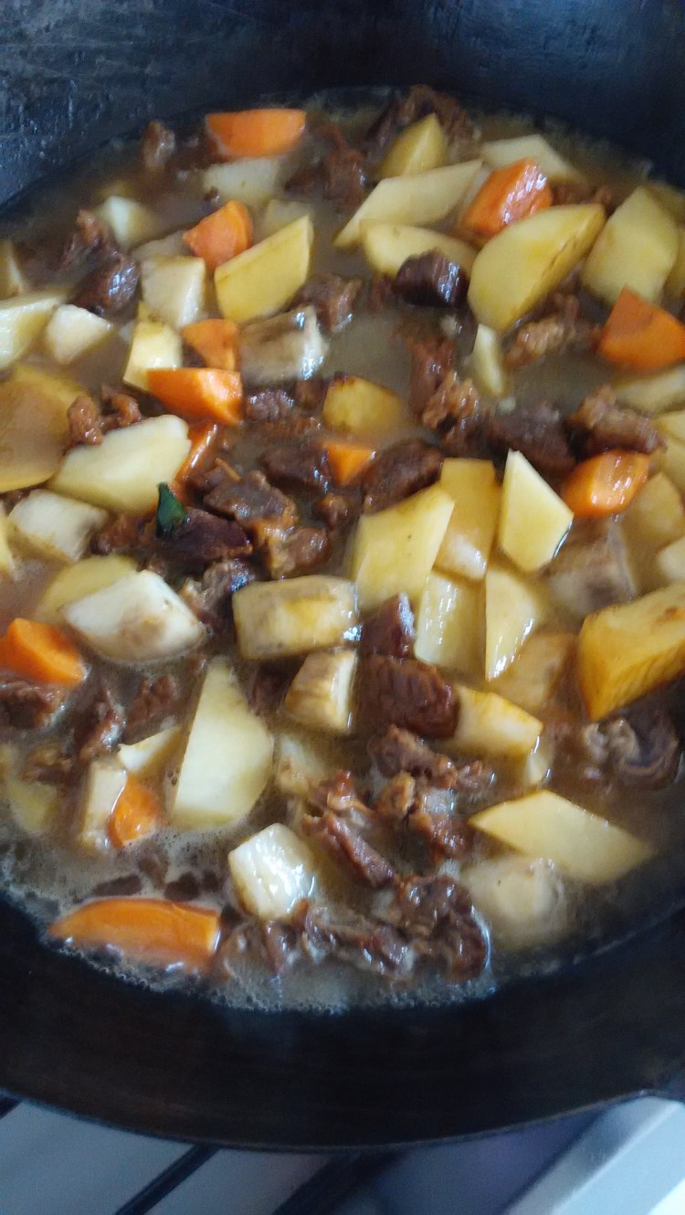 山药土豆炖牛肉步骤6