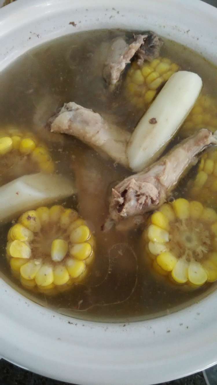 玉米山药鸡汤步骤5