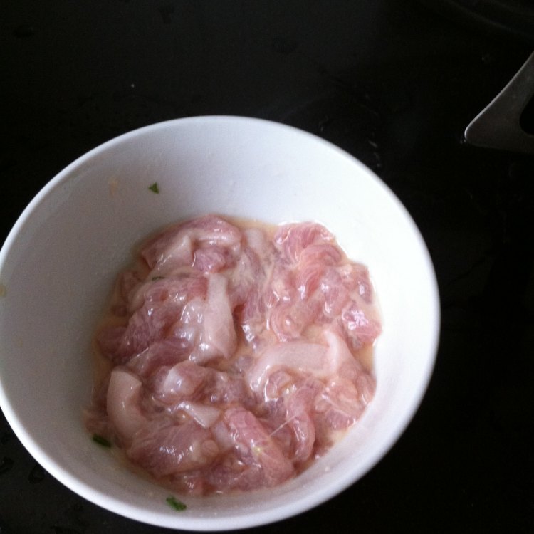 山药青椒炒肉步骤3