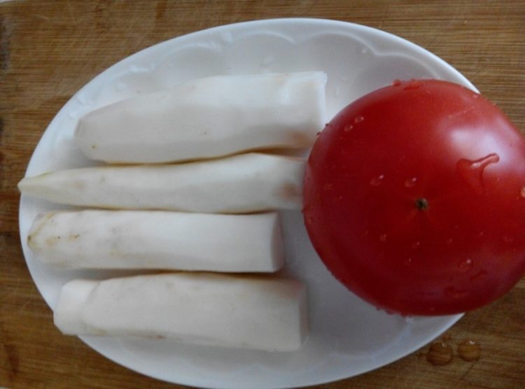 山药炒西红柿步骤1