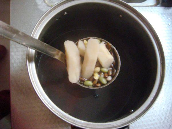五豆山药豆浆步骤2