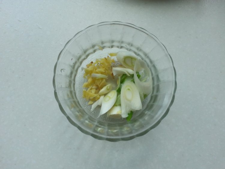 清炒三彩山药片步骤4