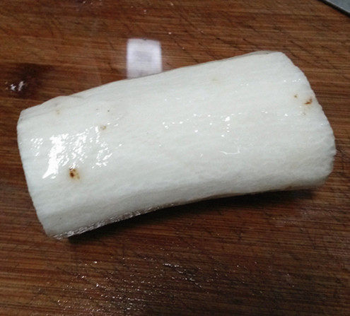 黑白菜爆胡萝卜步骤1